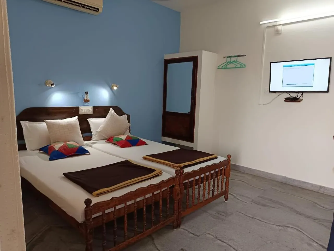 Hotel Thiruvathira Thiruvananthapuram 2*,  Indie